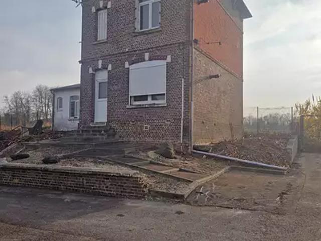 Maison vente à Neuville-saint-amand
