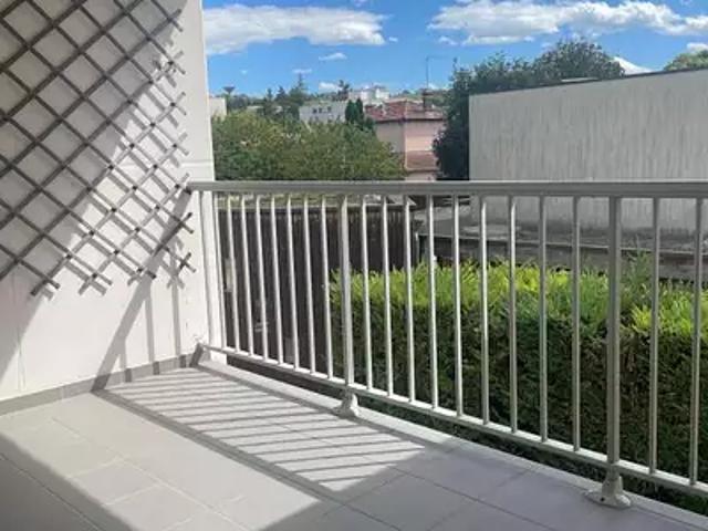 Appartement location à Le Billard, Neuville-sur-Saône