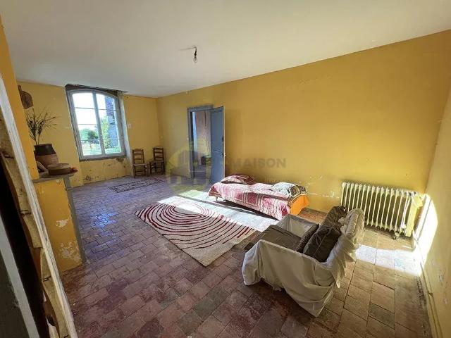 Maison vente à La Châtre, Neuvy-saint-sépulchre