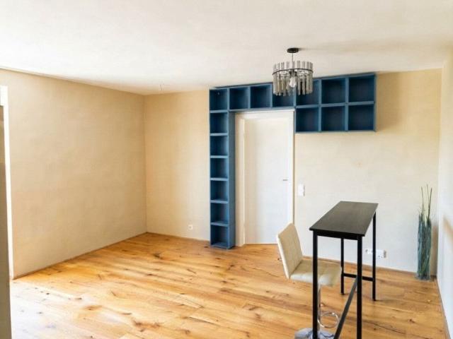 Apartment mieten in Dorfstraße, Radfeld
