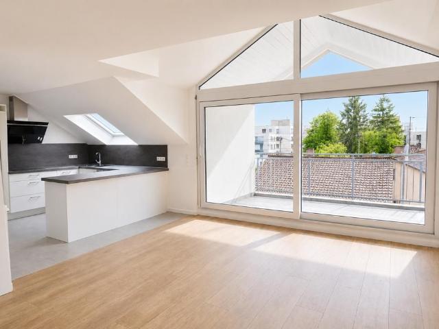 Apartment mieten in Nied, Sachsenhausen