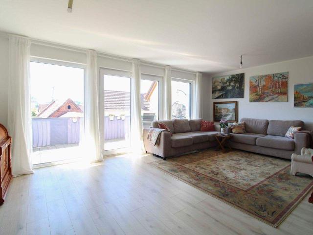 Wohnung kaufen in Goldbach, Bayern