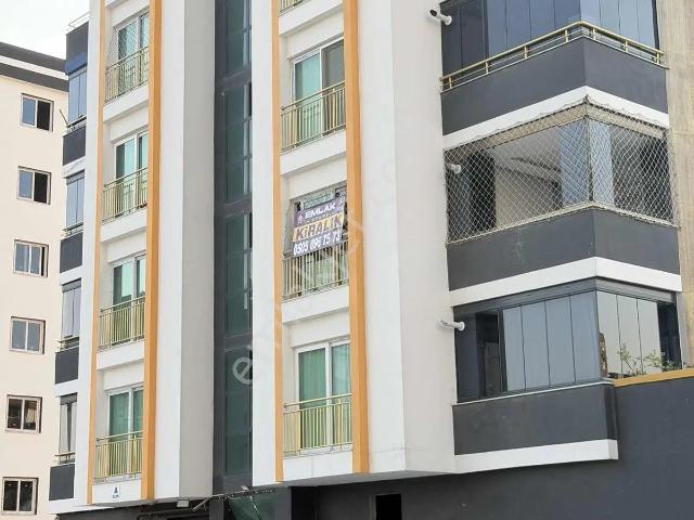 İsmetpaşa Mahallesi, Seyhan içerisinde kiralık mülk
