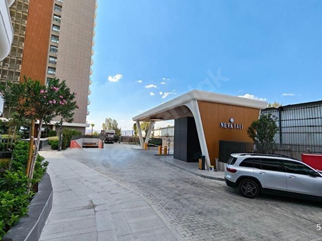 Bayrakli, İzmir içerisinde satılık mülk
