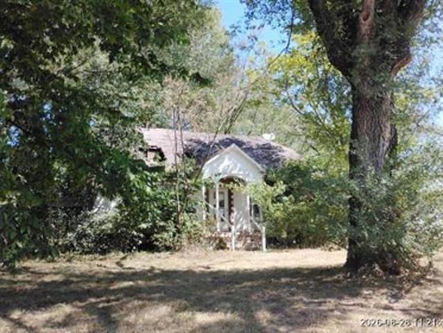 House for sale in Hickory, Missouri