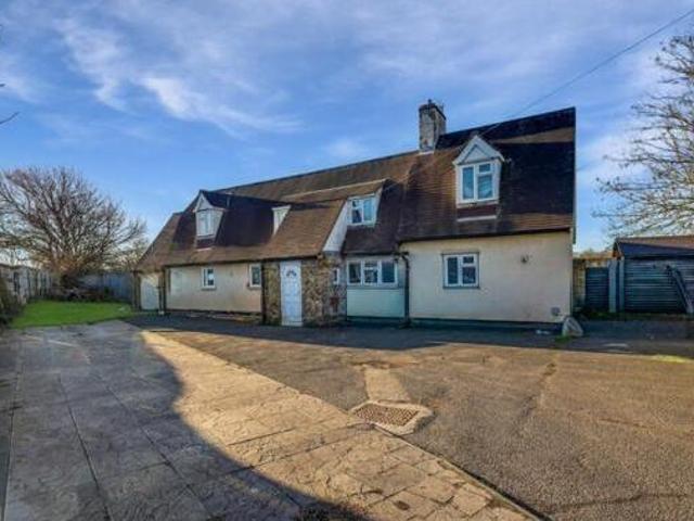 House for sale in Wickford