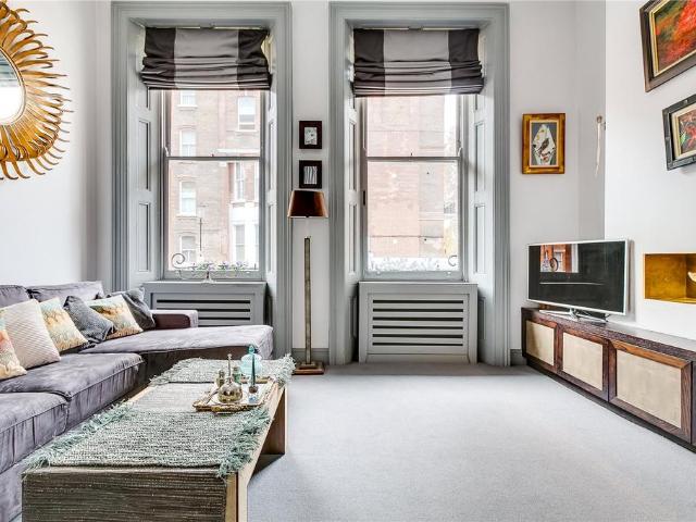 Apartment for rent in Earl's Court, Greater London