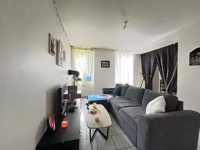 Appartement vente à Cour St Sauveur, Nevers