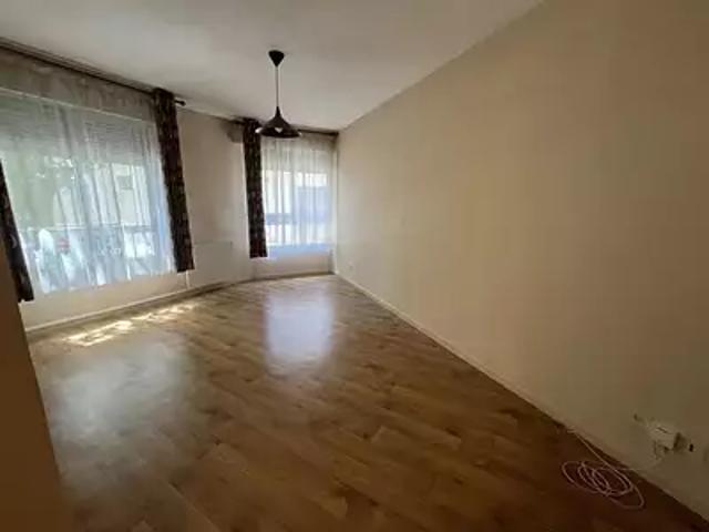 Appartement vente à Cour St Sauveur, Nevers