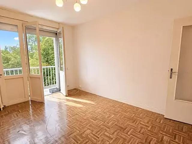 Appartement location à Cour St Sauveur, Nevers