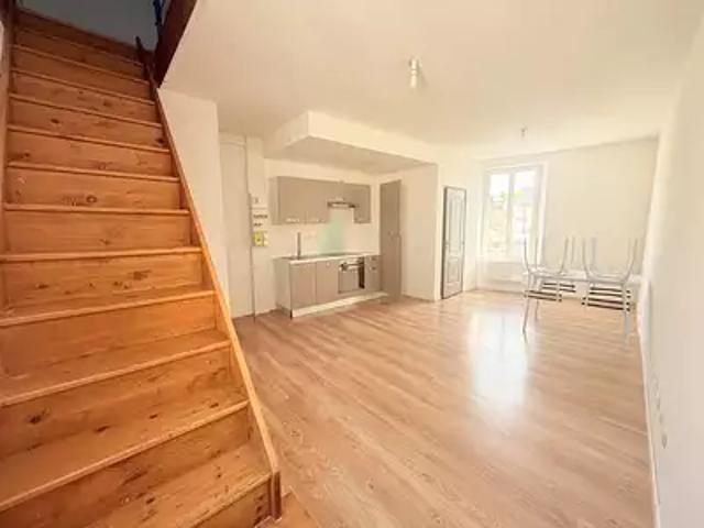 Appartement location à Cour St Sauveur, Nevers