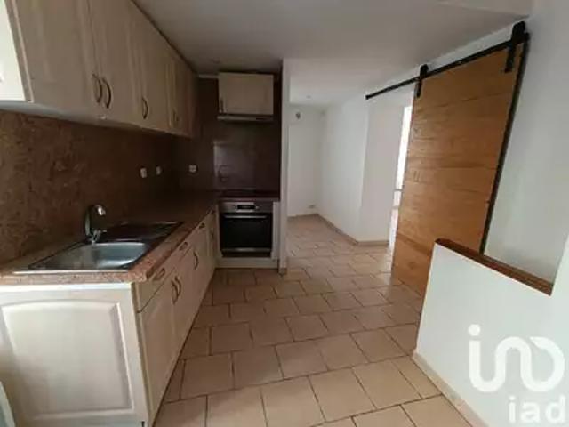 Maison vente à Narbonne, Névian