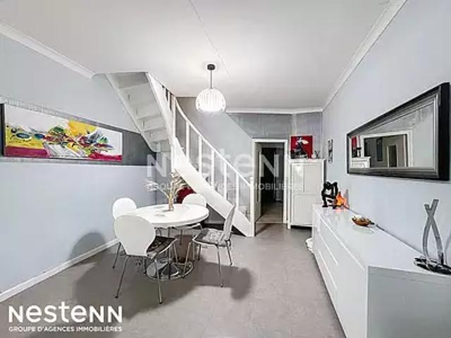 Maison vente à Narbonne, Névian
