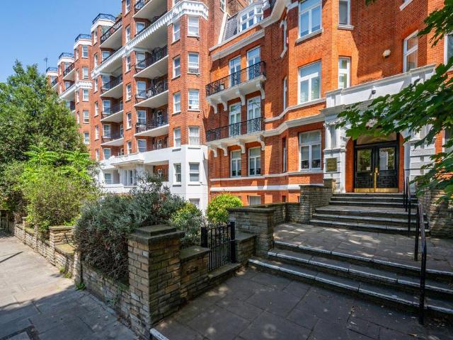 Apartment for rent in St. John's Wood, Greater London