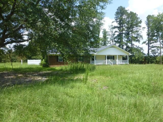 House for sale in Pembroke, Georgia