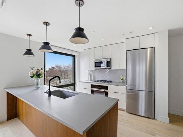 Condo for sale in Boston, Massachusetts