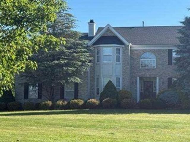 House for sale in Kendall Park, New Jersey