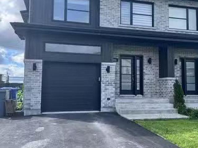 House for rent in Vaudreuil-soulanges, Quebec