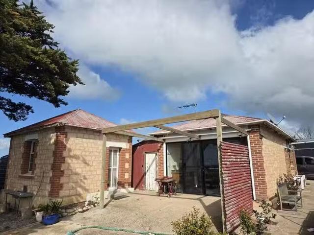 House for rent in Port Vincent, South Australia