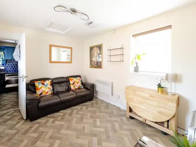Apartment to rent in Corry, Connacht