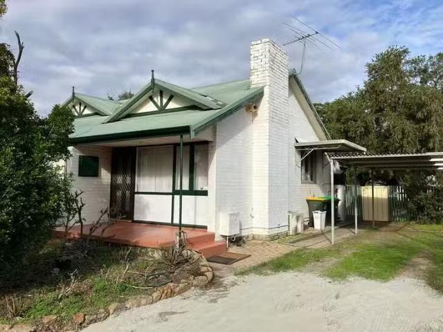 House for rent in Wattle Grove, Western Australia