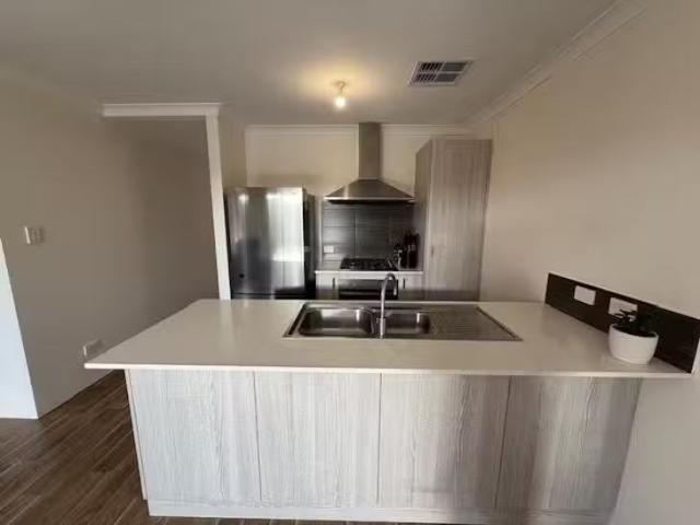 House for rent in Wandi, Western Australia