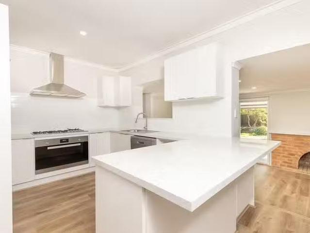 House for rent in Safety Bay, Western Australia