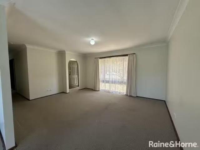 House for rent in Manchester Square, New South Wales