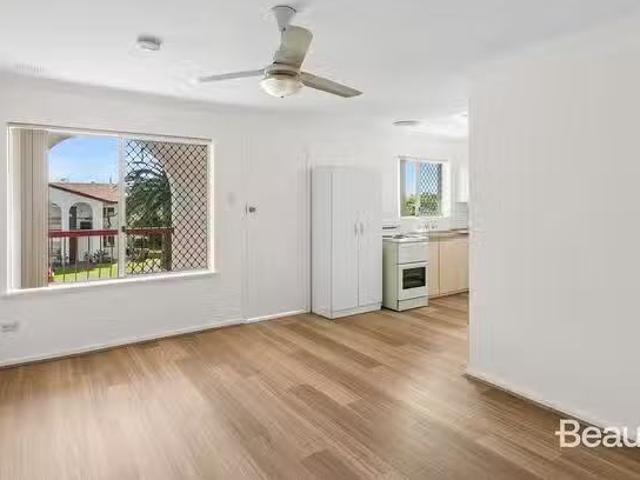 Apartment for rent in Maylands, Western Australia