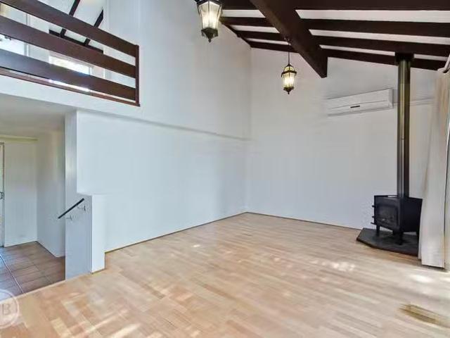 House for rent in Como, Western Australia