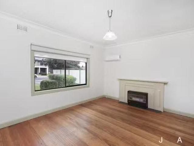 House for rent in Brooklyn, Victoria