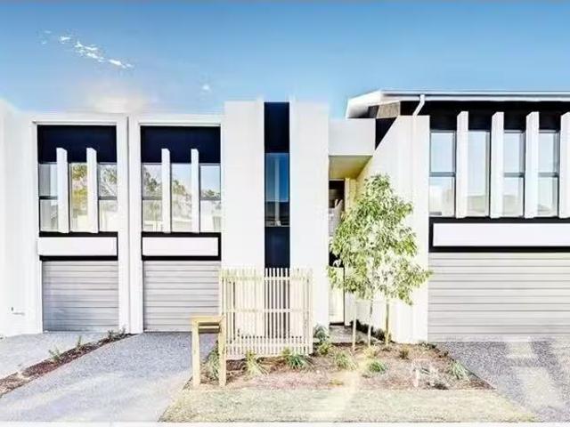 Condo for rent in Sydney, New South Wales