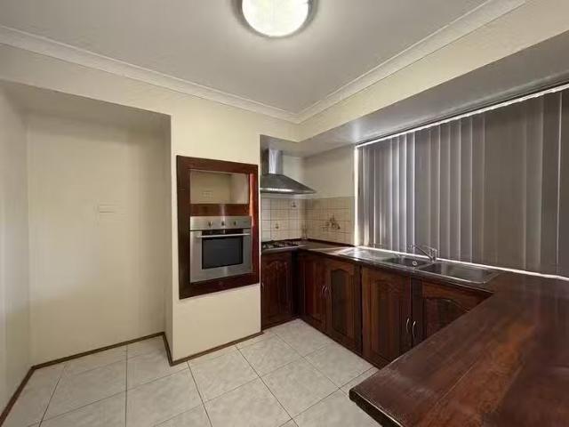 House for rent in Ballajura, Western Australia