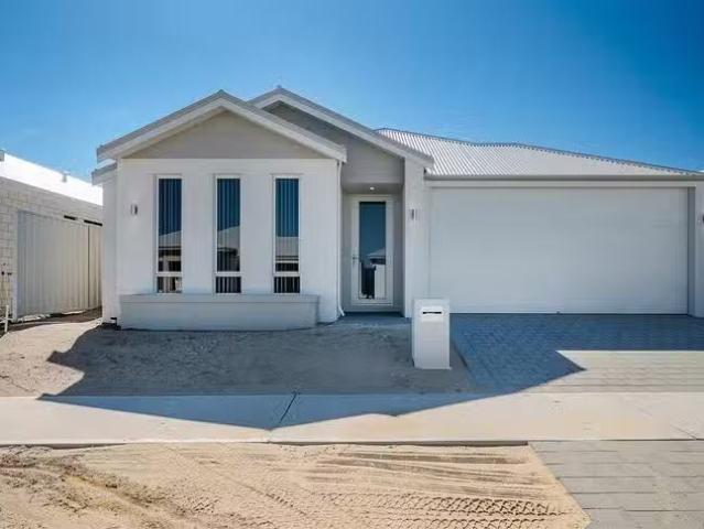 House for rent in Alkimos, Western Australia