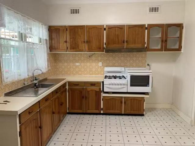House for rent in Fairfield Heights, New South Wales