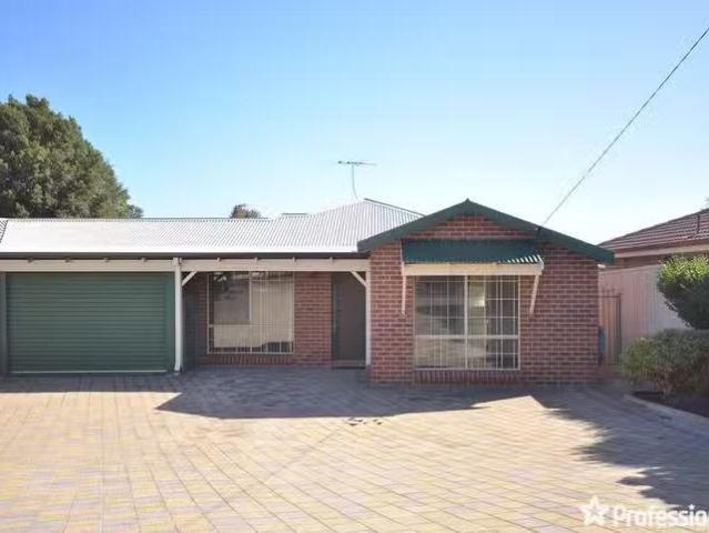 House for rent in Huntingdale, Western Australia