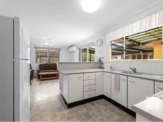 House for rent in Lake Haven, New South Wales