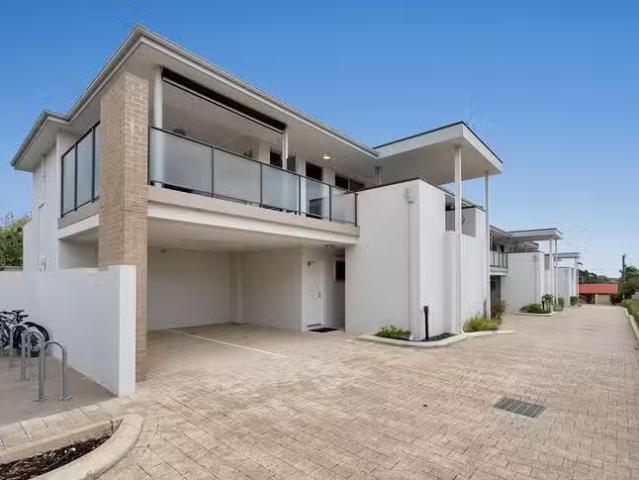Apartment for rent in Spearwood, Western Australia