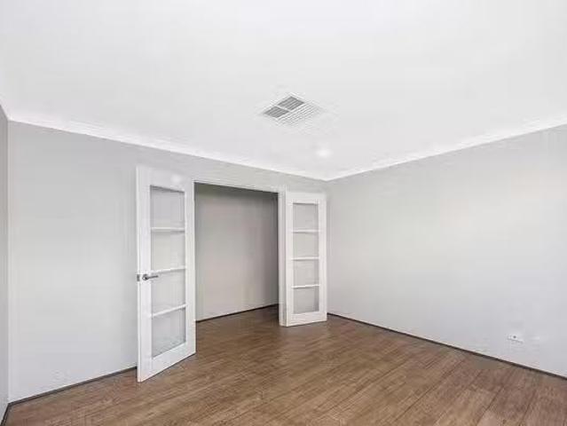 House for rent in Aveley, Western Australia