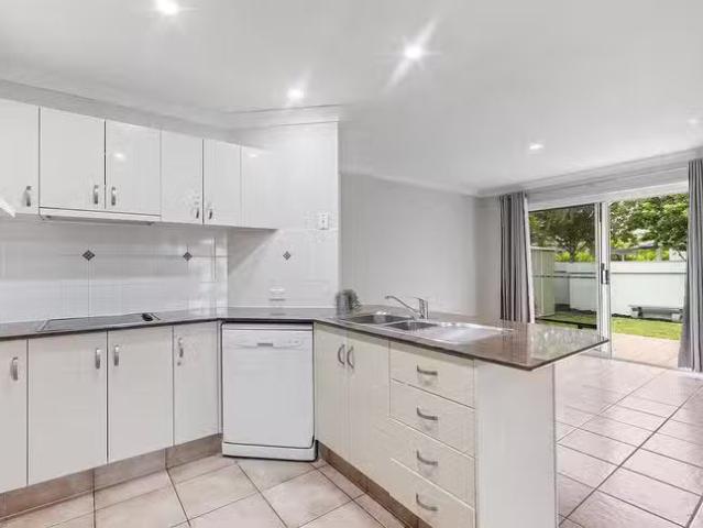 Apartment for rent in Toombul, Queensland