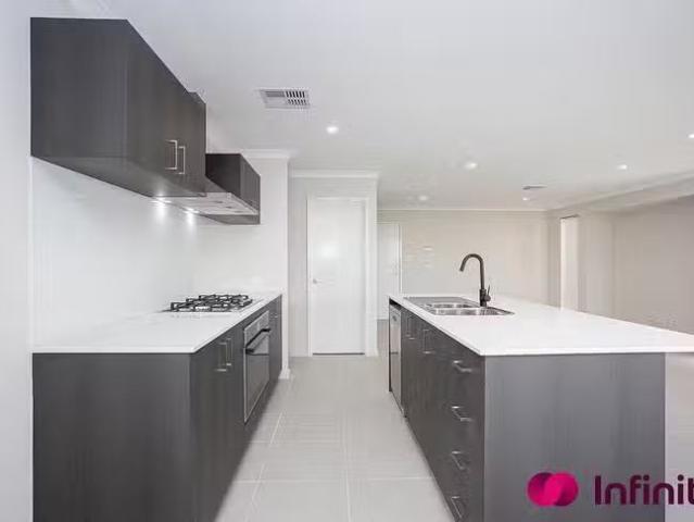 House for rent in Hammond Park, Western Australia