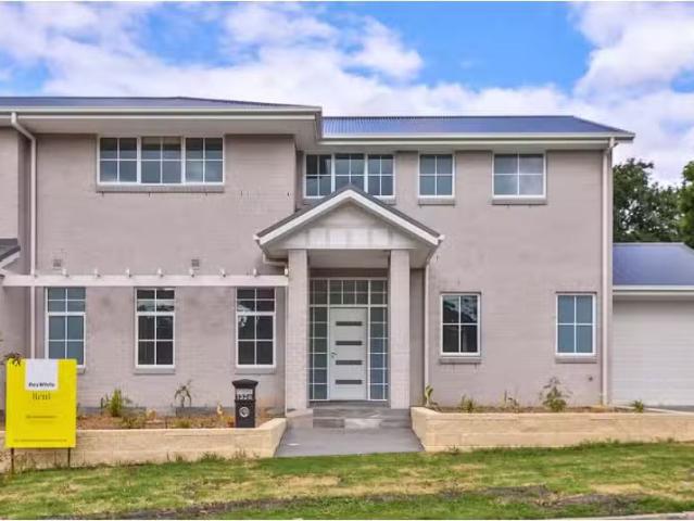 Condo for rent in Sydney, New South Wales