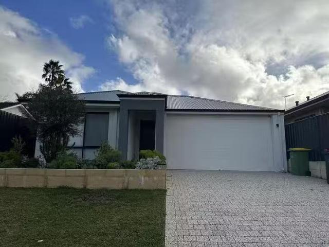 House for rent in Nanneella, Victoria