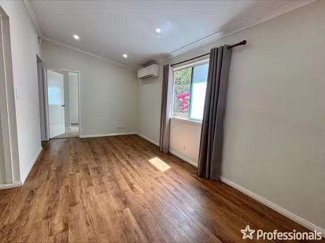 House for rent in Gooseberry Hill, Western Australia