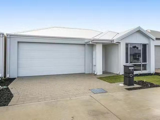 House for rent in Parklands, Western Australia