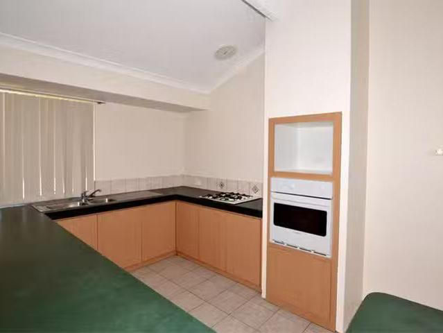 House for rent in Cockburn Central, Western Australia