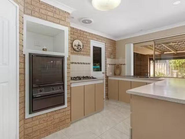 House for rent in Waikiki, Western Australia
