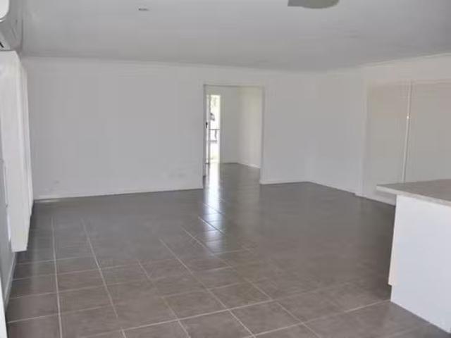 House for rent in Armstrong Beach, Queensland