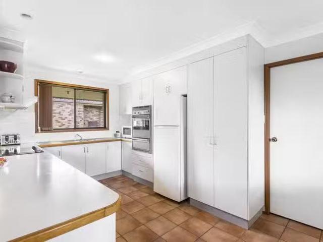 House for rent in Pentland Hills, Victoria