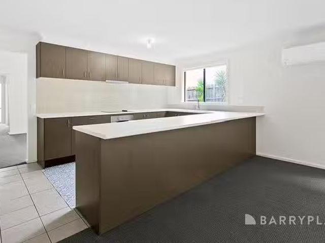 House for rent in Drouin, Victoria
